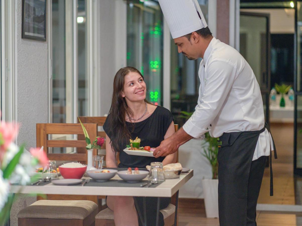 Sprise Munnar Resort And Spa Екстер'єр фото
